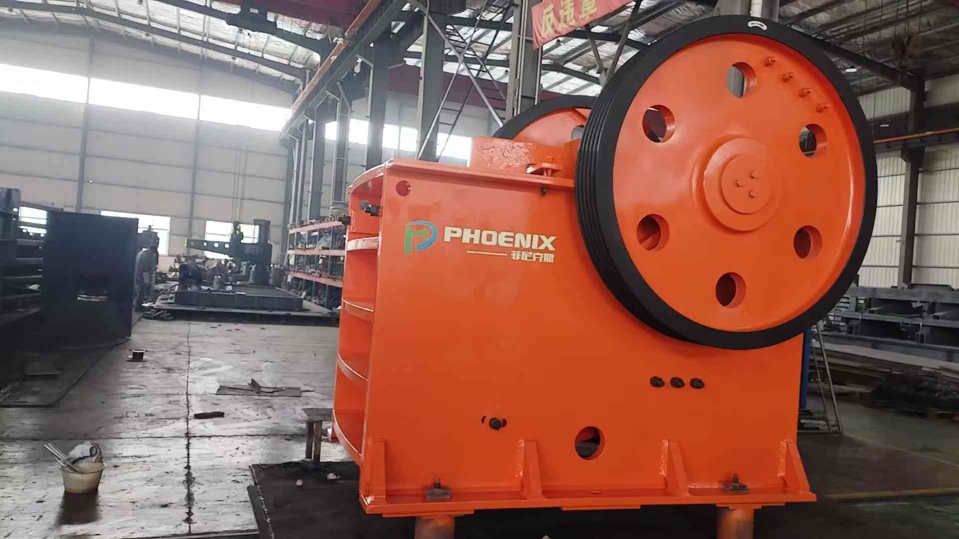 600*900顎式破碎機